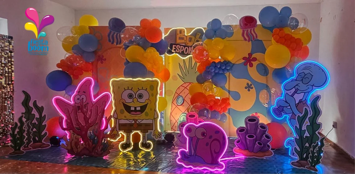 Decoración de Bob Esponja con globos y personajes iluminados